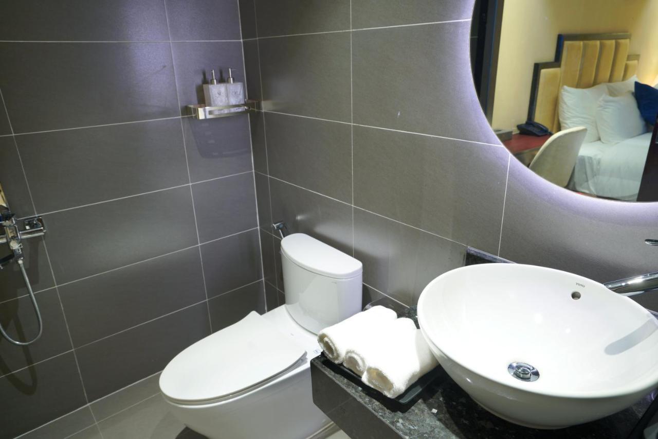 Millennium Hue Hotel Bagian luar foto