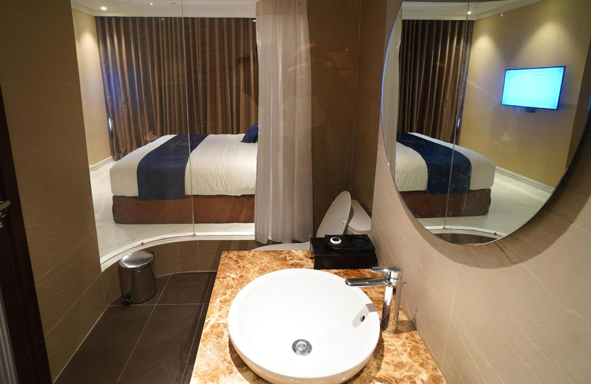 Millennium Hue Hotel Bagian luar foto